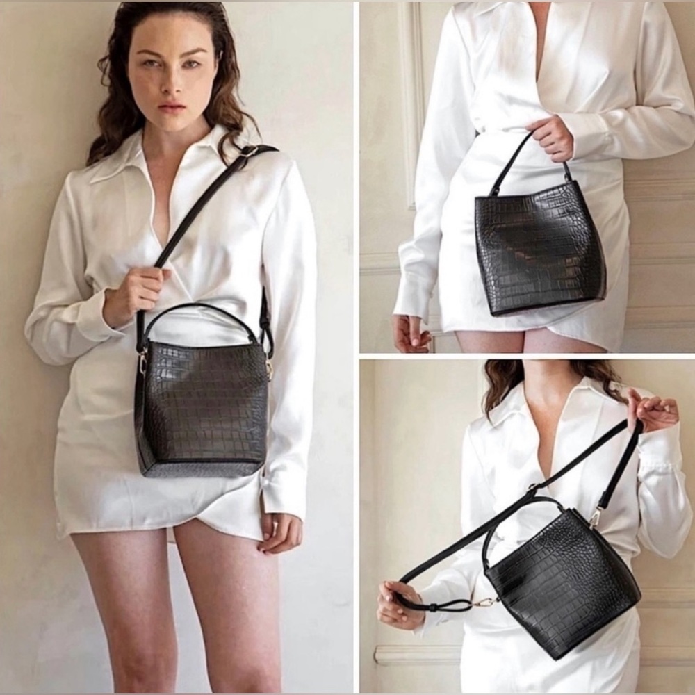 NWT AOTA / ALL OF THE ABOVE Elena Vegan Croc Bucket -Curateur Rachel Zoe - Black